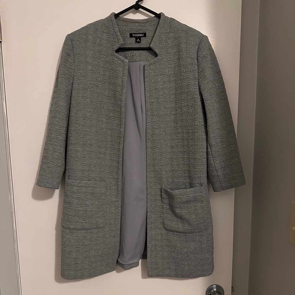 Roz & Ali Textured Gray Blazer